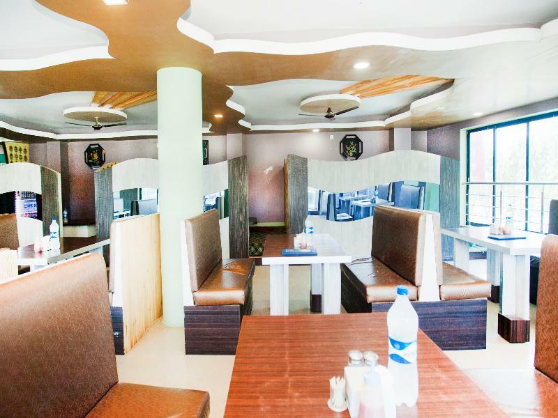Oyo 343 Pop Life Hotel Banke Exterior photo